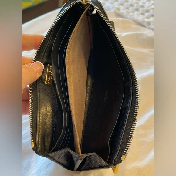 Marc Jacobs Black Leather Wallet Gold Hardware Multi Pocket Zip - Picture 12 of 15